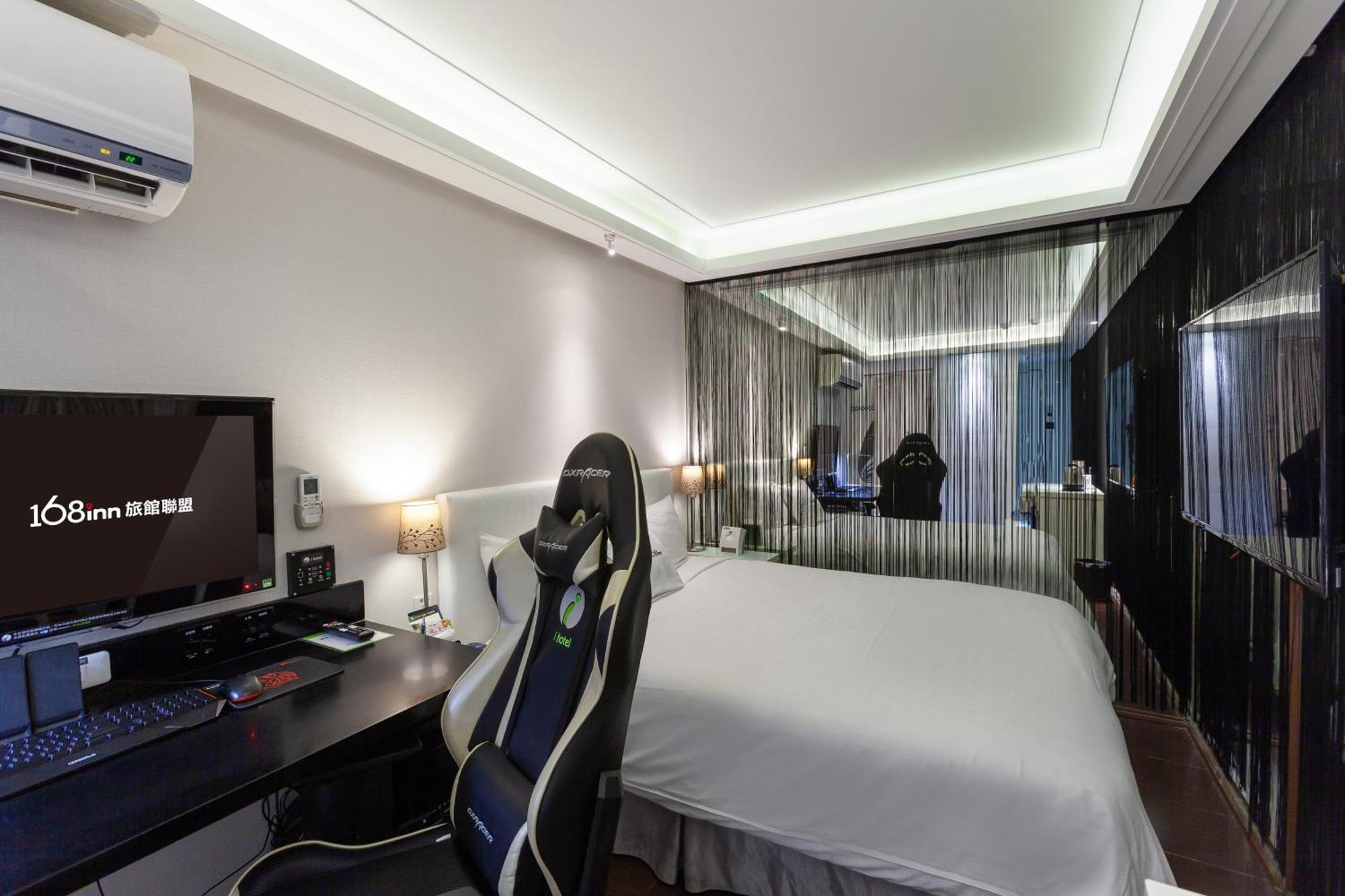 i Hotel Taoyuan Buitenkant foto